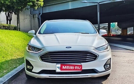 Ford Mondeo V, 2021 год, 1 680 000 рублей, 2 фотография