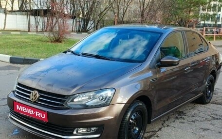 Volkswagen Polo VI (EU Market), 2015 год, 990 000 рублей, 1 фотография