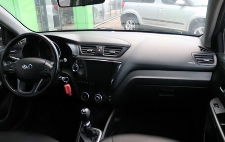 KIA Rio III рестайлинг, 2014 год, 957 000 рублей, 18 фотография