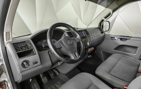 Volkswagen Caravelle T5, 2009 год, 1 549 000 рублей, 13 фотография