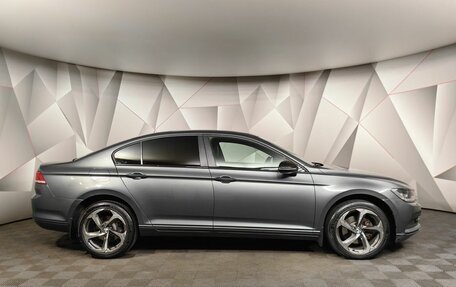 Volkswagen Passat B8 рестайлинг, 2016 год, 1 798 000 рублей, 6 фотография