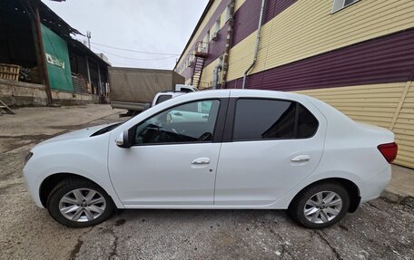 Renault Logan II, 2018 год, 1 000 000 рублей, 9 фотография