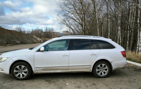 Skoda Superb III рестайлинг, 2011 год, 750 000 рублей, 6 фотография