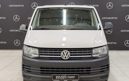 Volkswagen Transporter T6 рестайлинг, 2019 год, 1 620 000 рублей, 2 фотография