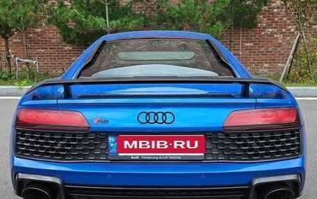 Audi R8, 2021 год, 17 030 000 рублей, 8 фотография