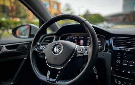 Volkswagen Golf VII, 2021 год, 1 920 000 рублей, 16 фотография