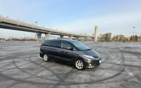 Toyota Estima III рестайлинг -2, 2011 год, 1 750 000 рублей, 1 фотография