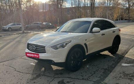 Infiniti FX II, 2012 год, 2 450 000 рублей, 7 фотография