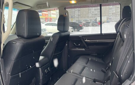 Mitsubishi Pajero IV, 2013 год, 2 350 000 рублей, 7 фотография