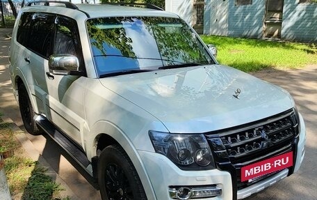 Mitsubishi Pajero IV, 2019 год, 4 675 000 рублей, 4 фотография