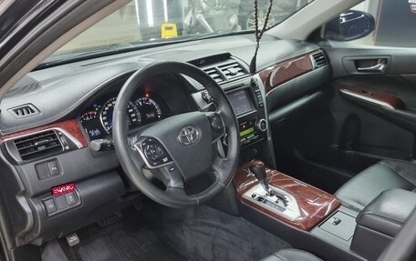 Toyota Camry, 2014 год, 2 300 000 рублей, 9 фотография