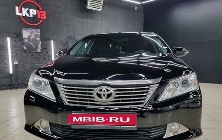 Toyota Camry, 2014 год, 2 300 000 рублей, 5 фотография