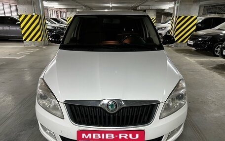 Skoda Fabia II, 2012 год, 649 000 рублей, 2 фотография