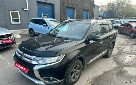 Mitsubishi Outlander III рестайлинг 3, 2018 год, 3 850 000 рублей, 1 фотография