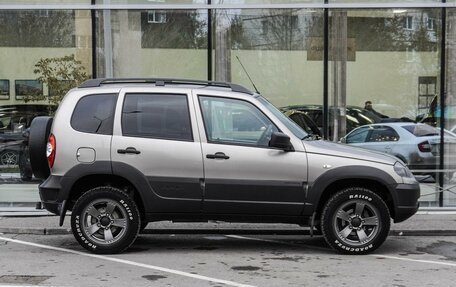 Chevrolet Niva I рестайлинг, 2019 год, 999 000 рублей, 5 фотография