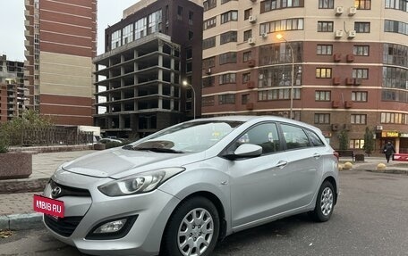 Hyundai i30 II рестайлинг, 2013 год, 965 000 рублей, 2 фотография