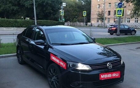 Volkswagen Jetta VI, 2011 год, 999 999 рублей, 17 фотография