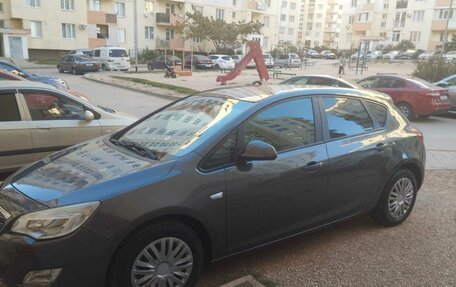 Opel Astra J, 2010 год, 500 000 рублей, 10 фотография