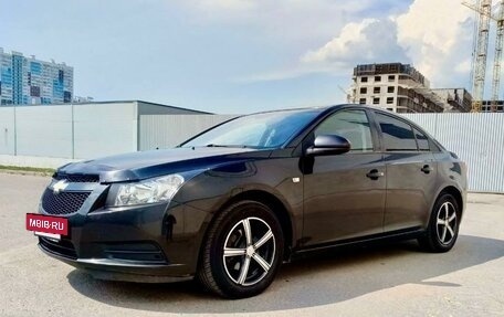 Chevrolet Cruze II, 2011 год, 700 000 рублей, 23 фотография