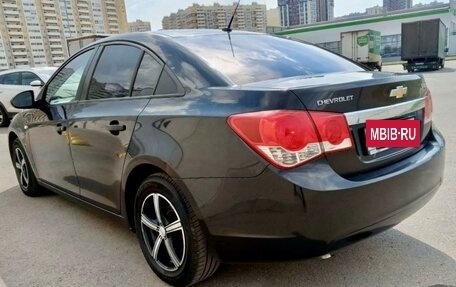 Chevrolet Cruze II, 2011 год, 700 000 рублей, 25 фотография