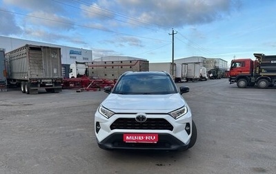 Toyota RAV4, 2019 год, 4 950 000 рублей, 1 фотография