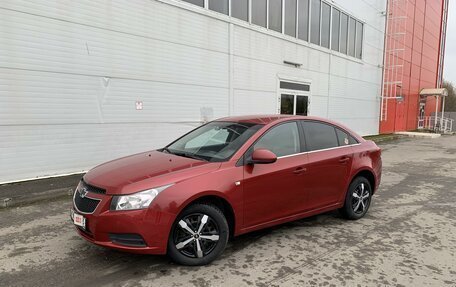 Chevrolet Cruze II, 2009 год, 790 000 рублей, 4 фотография