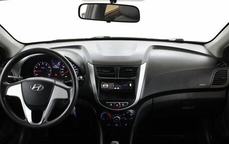 Hyundai Solaris II рестайлинг, 2011 год, 570 000 рублей, 5 фотография