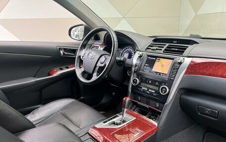 Toyota Camry, 2014 год, 1 839 000 рублей, 12 фотография