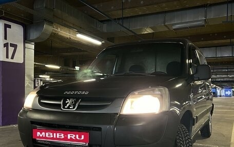 Peugeot Partner II рестайлинг 2, 2010 год, 425 000 рублей, 2 фотография