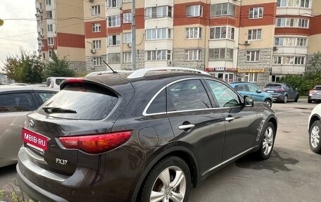 Infiniti FX II, 2010 год, 1 930 000 рублей, 3 фотография