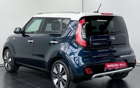 KIA Soul II рестайлинг, 2018 год, 2 050 000 рублей, 4 фотография