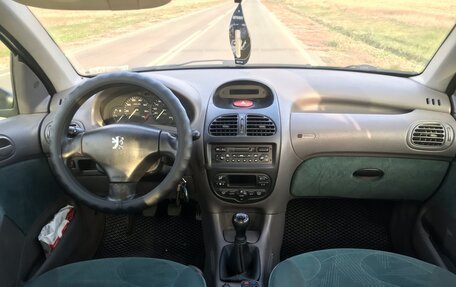 Peugeot 206, 2002 год, 400 000 рублей, 6 фотография