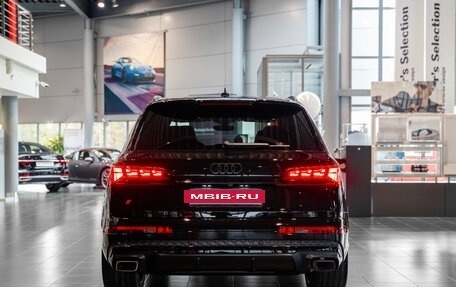 Audi Q7, 2024 год, 17 700 000 рублей, 10 фотография