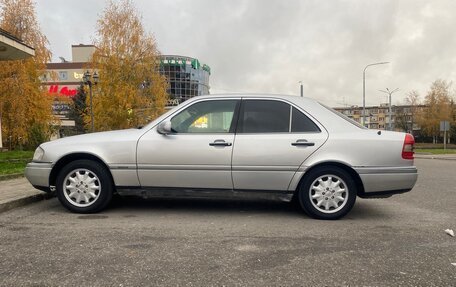 Mercedes-Benz C-Класс, 1997 год, 330 000 рублей, 3 фотография