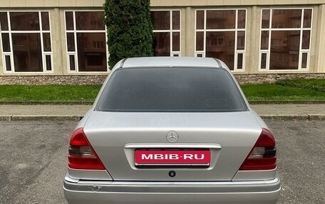 Mercedes-Benz C-Класс, 1997 год, 330 000 рублей, 2 фотография