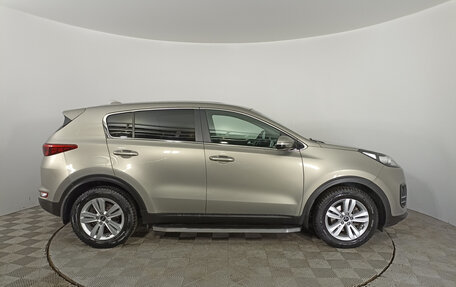 KIA Sportage IV рестайлинг, 2017 год, 2 327 000 рублей, 8 фотография