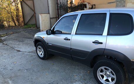 Chevrolet Niva I рестайлинг, 2010 год, 550 000 рублей, 12 фотография