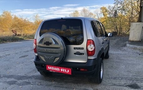 Chevrolet Niva I рестайлинг, 2010 год, 550 000 рублей, 13 фотография