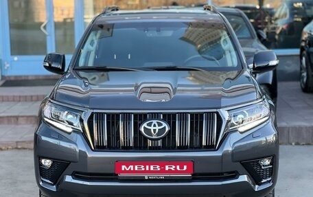 Toyota Land Cruiser Prado 150 рестайлинг 2, 2022 год, 9 790 000 рублей, 4 фотография