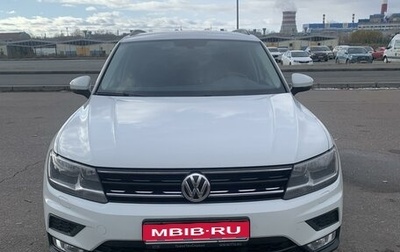 Volkswagen Tiguan II, 2017 год, 2 420 000 рублей, 1 фотография