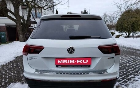 Volkswagen Tiguan II, 2019 год, 2 800 000 рублей, 5 фотография