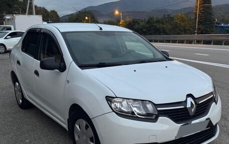 Renault Logan II, 2016 год, 500 000 рублей, 6 фотография