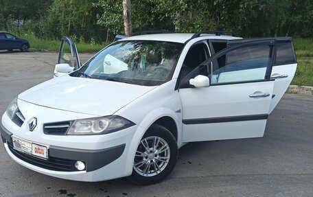 Renault Megane III, 2009 год, 650 000 рублей, 2 фотография