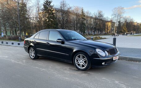 Mercedes-Benz E-Класс, 2003 год, 725 000 рублей, 12 фотография