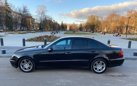 Mercedes-Benz E-Класс, 2003 год, 725 000 рублей, 4 фотография