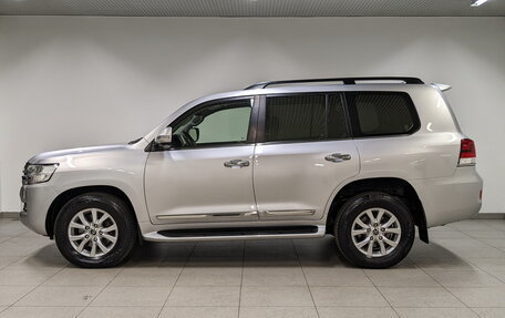 Toyota Land Cruiser 200, 2018 год, 8 650 000 рублей, 8 фотография