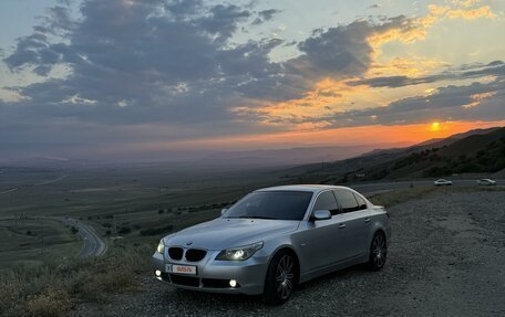 BMW 5 серия, 2004 год, 860 000 рублей, 9 фотография