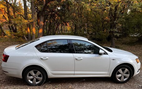 Skoda Octavia, 2018 год, 2 050 000 рублей, 4 фотография