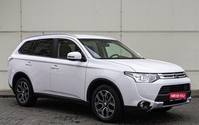 Mitsubishi Outlander III рестайлинг 3, 2014 год, 1 795 000 рублей, 1 фотография