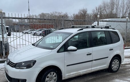 Volkswagen Touran III, 2014 год, 750 000 рублей, 2 фотография